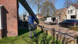 Schoorsteen onderhoud Gemert ladder bus